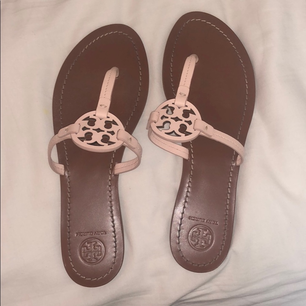 Baby Pink Tori Burch Leather Flip-Flops ✨
